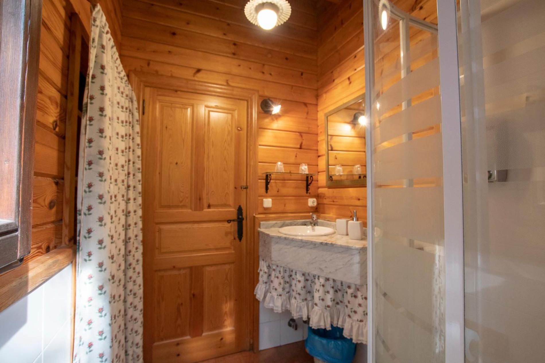 Apartamentos El Cueto Oviñana 外观 照片