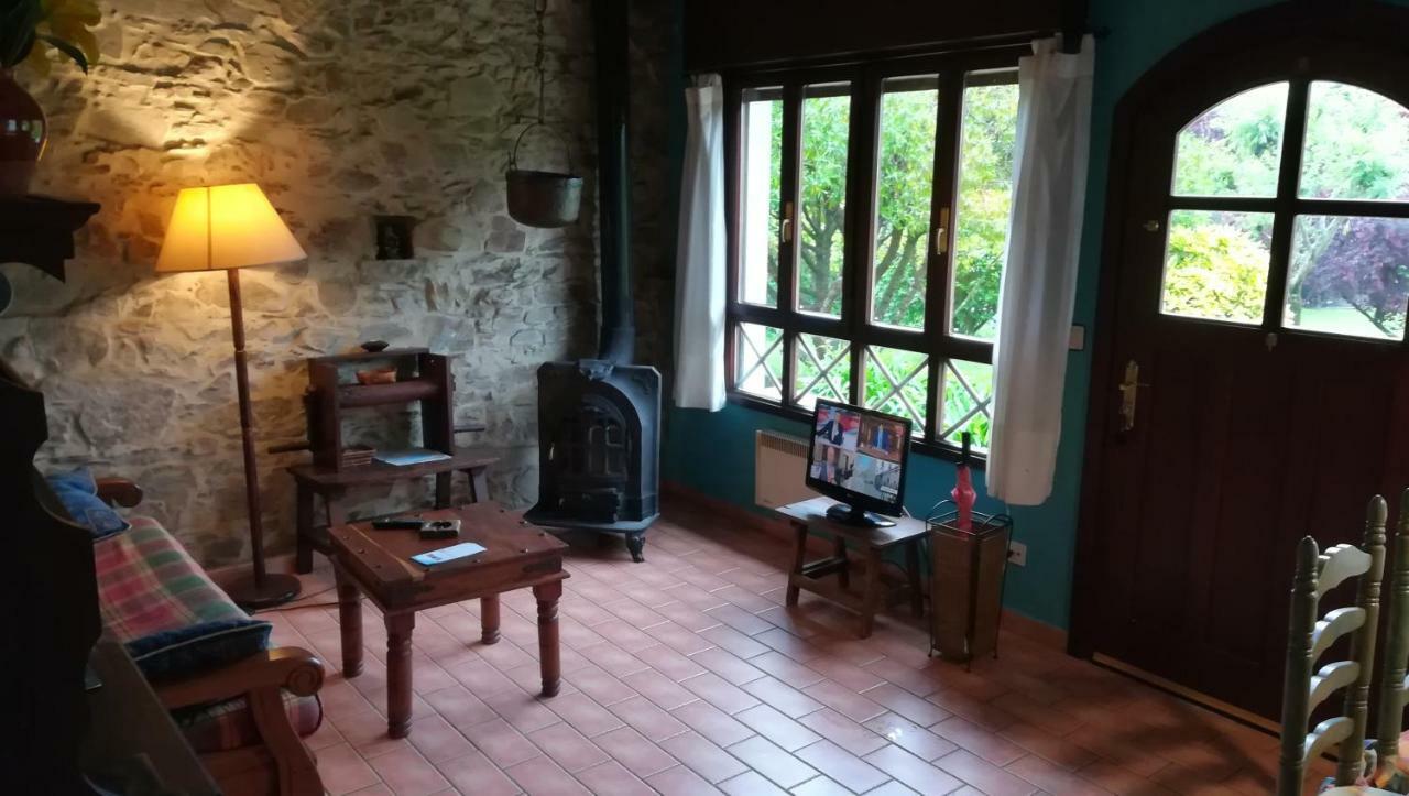 Apartamentos El Cueto Oviñana 外观 照片